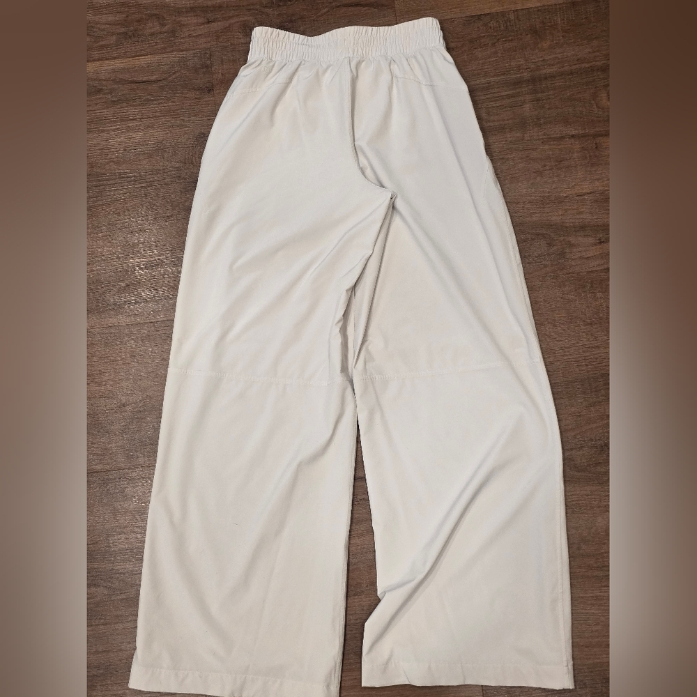 Lululemon Swift Wide-Leg Mid-Rise Pant *Full Length Bone - Picture 5 of 6